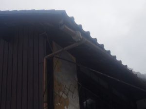 京都市山科区の雪害による屋根修理（雨樋、損傷）