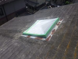 京都市左京区　③　雨漏り修理（天窓、トップライト、板金張り）